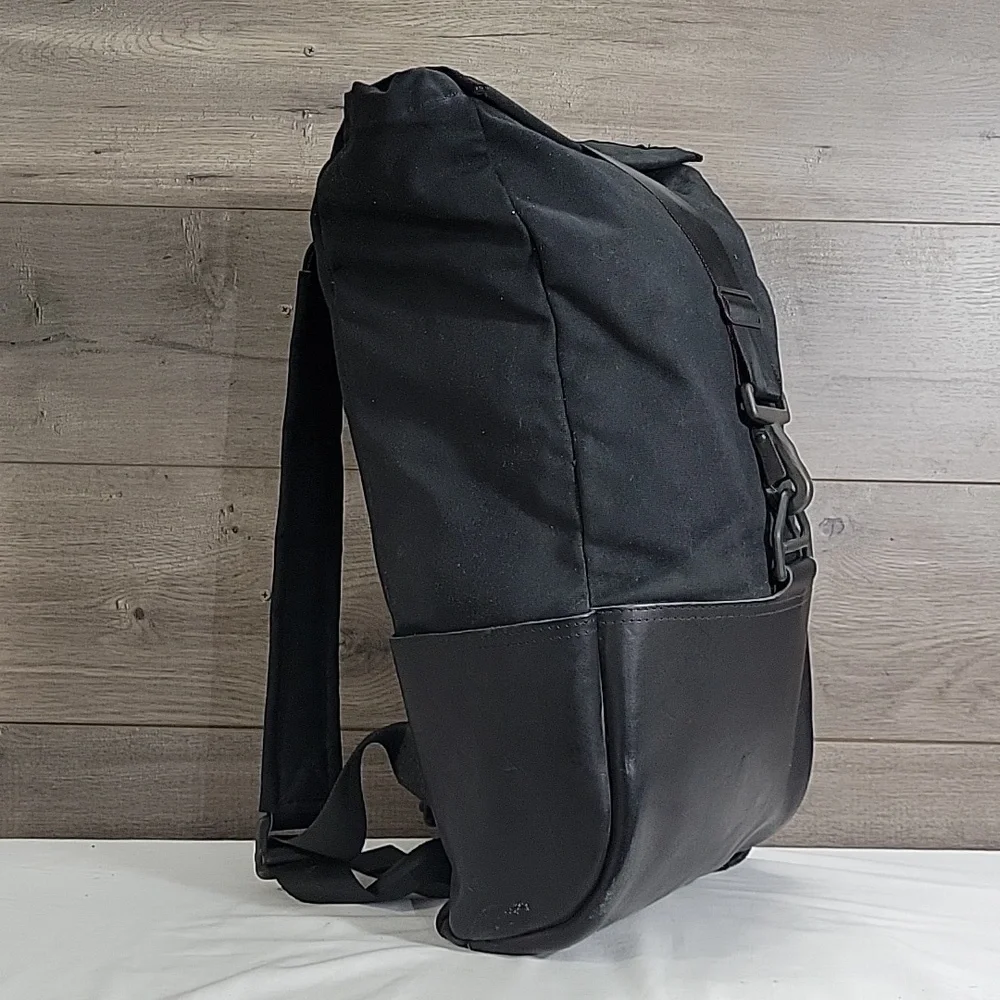 Hammarhead Industries Day Pack Motorcycle Travel Bag Rucksack Tote